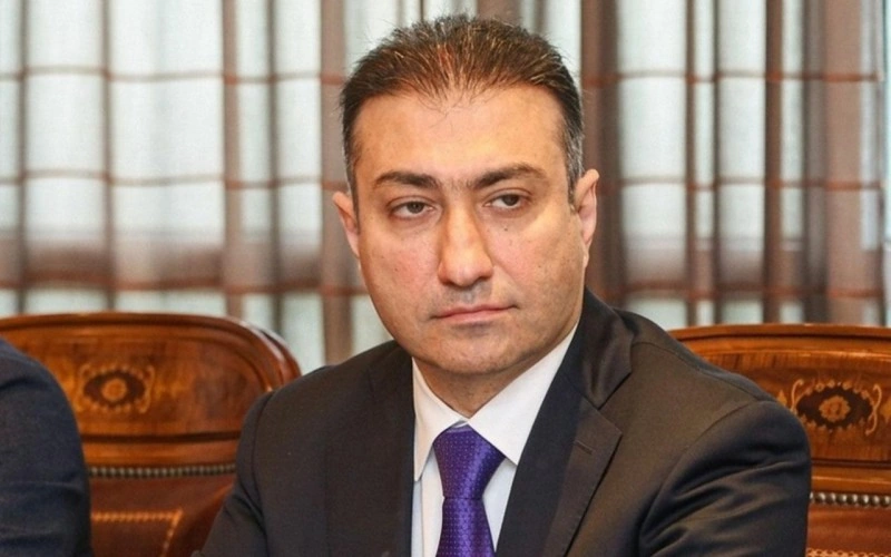 TƏBİB-in yeni rəhbəri 17 günlük müşaviri işdən çıxardı - FOTO