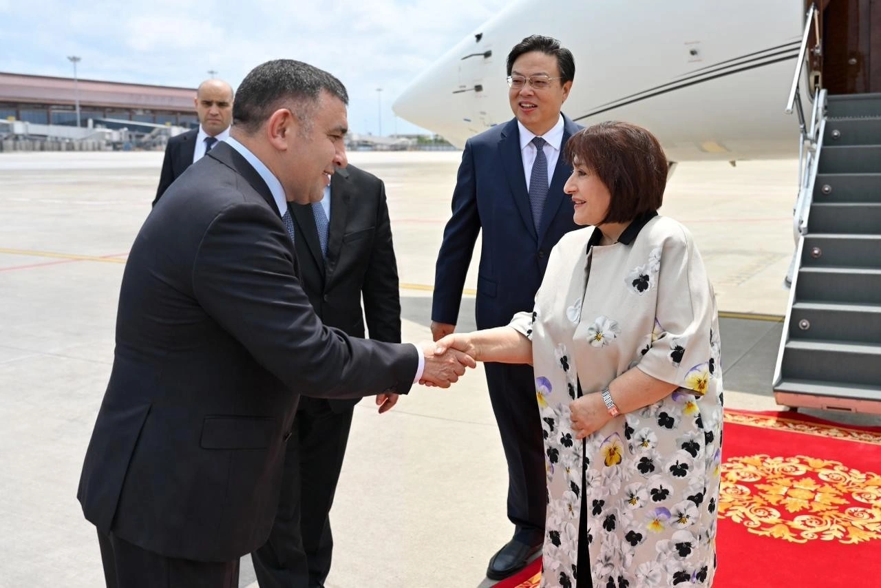 Sahibə Qafarova Çinə səfər etdi - FOTOLAR