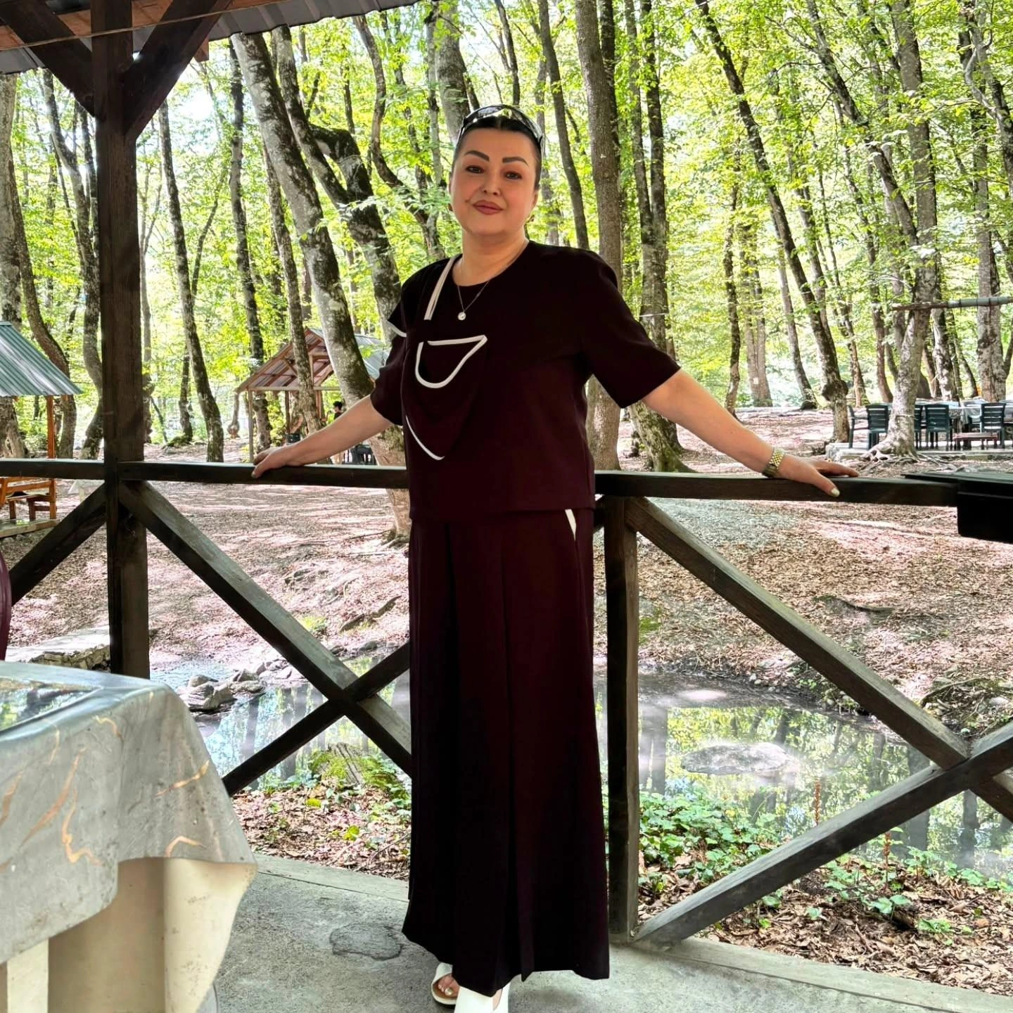 Firəngiz Mütəllimova 12 il sonra ata yurduna getdi - Fotolar
