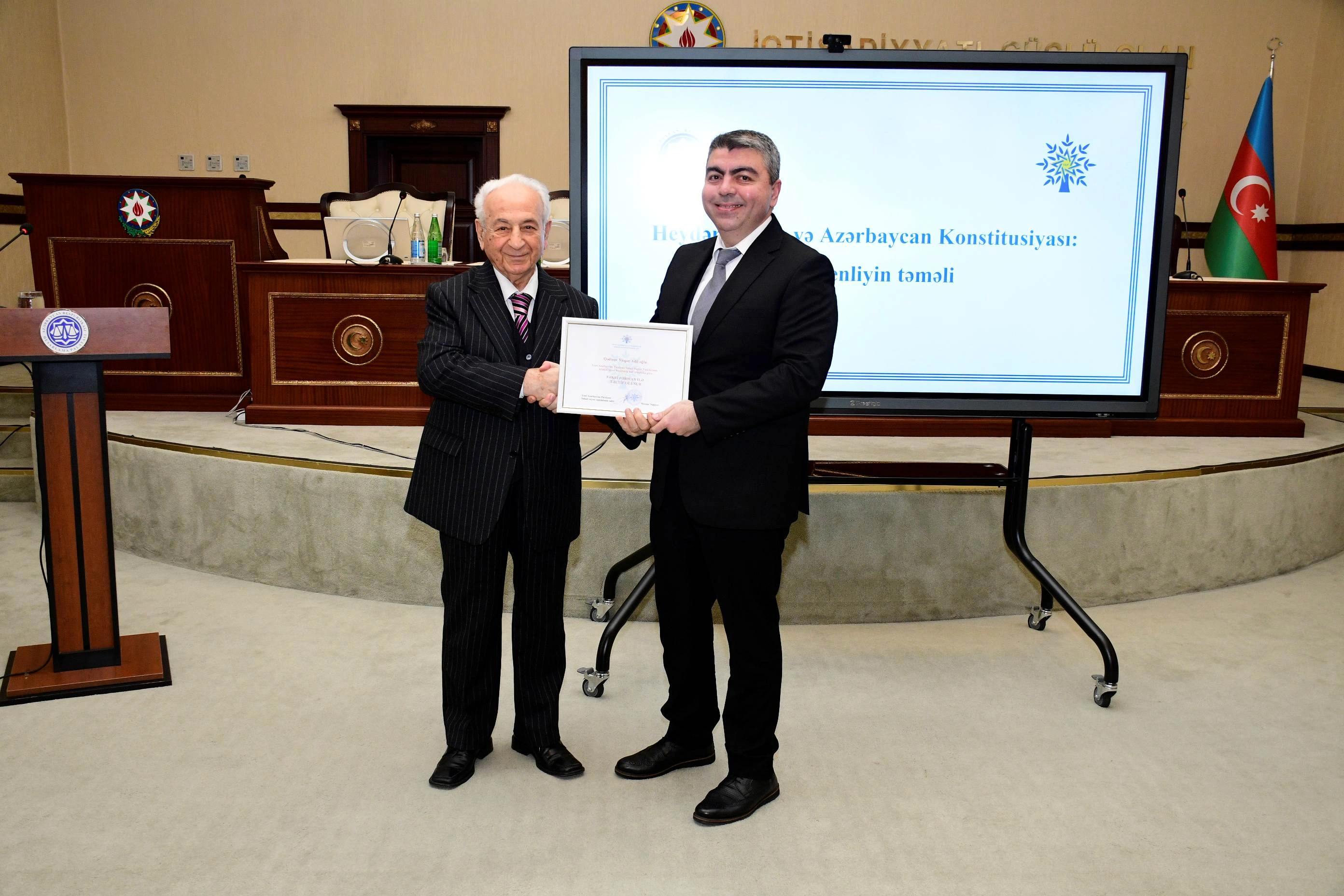 Hesablama Palatasında “Heydər Əliyev və Azərbaycan Konstitusiyası: Suverenliyin təməli” mövzusunda tədbir keçirilib