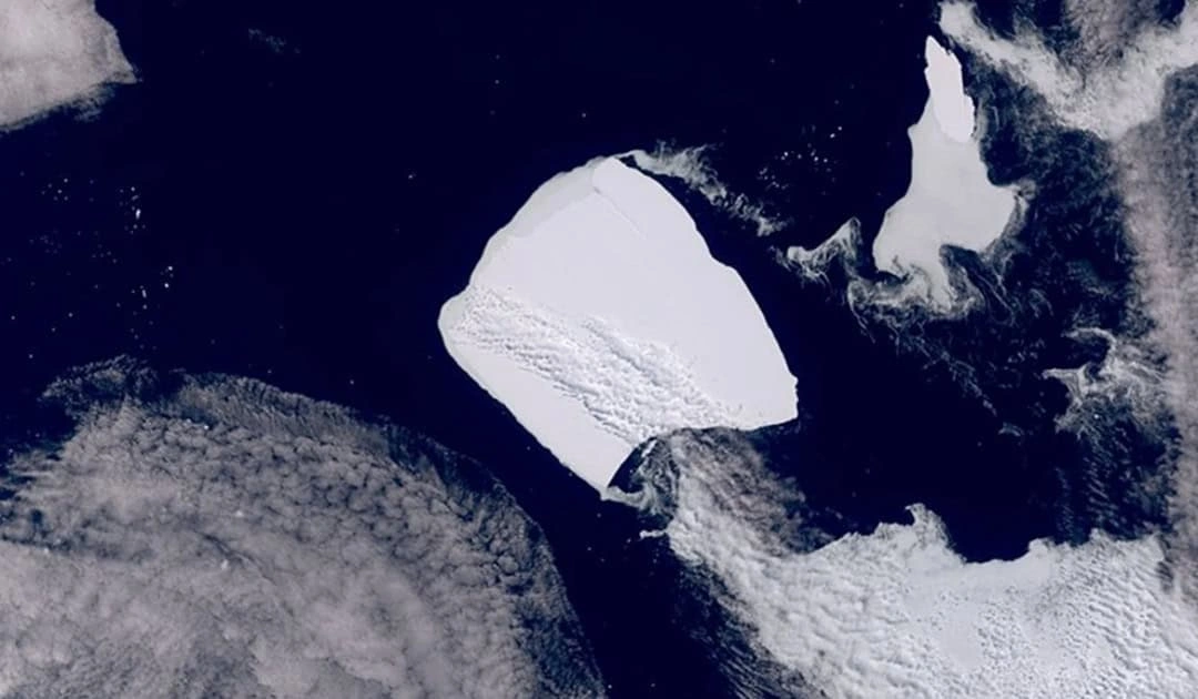 Dünyanın ən böyük aysberqi<b> </b>məhv oldu