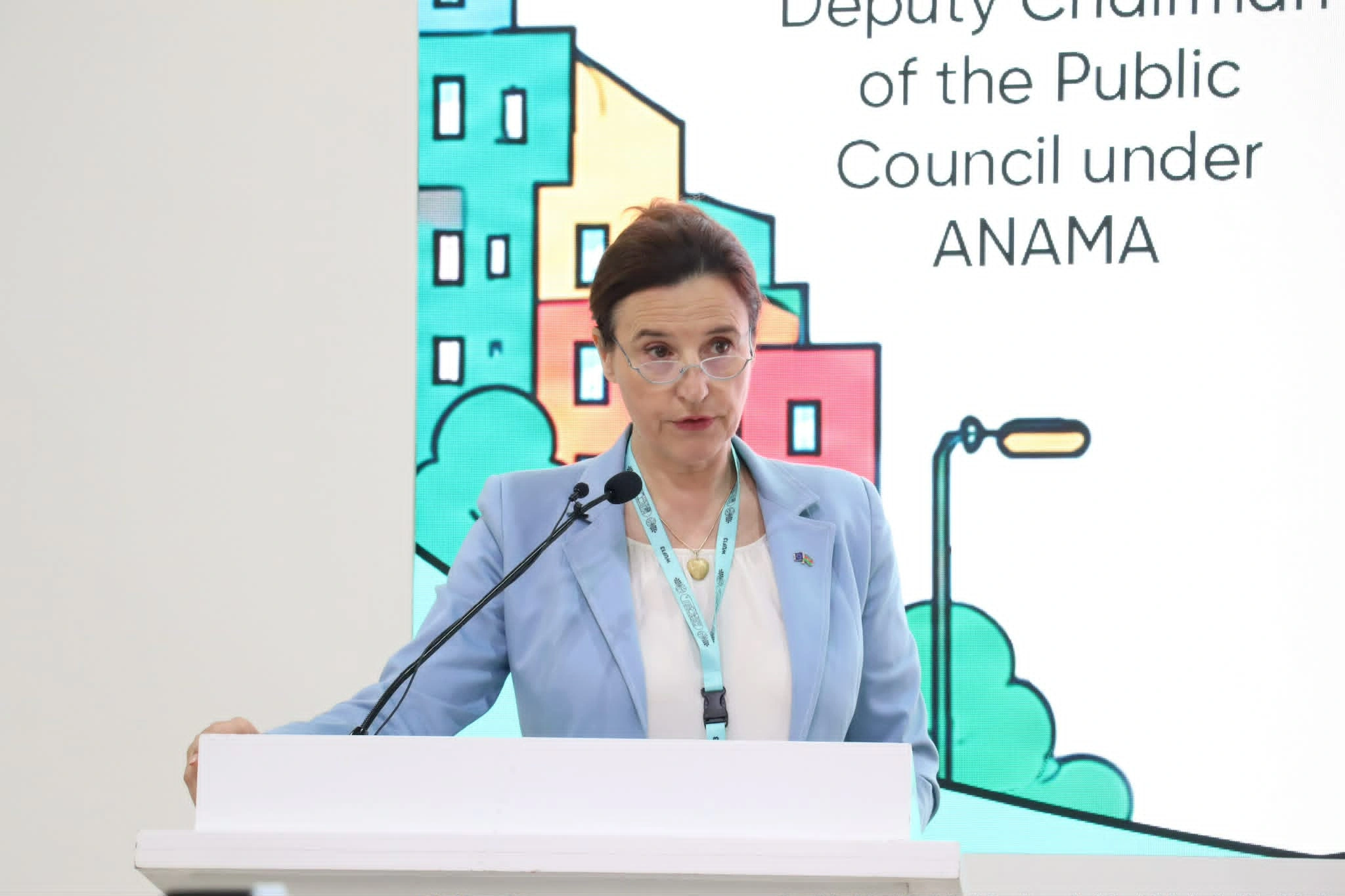 Aİ rəsmisi: Qarabağda müharibənin dağıdıcı nəticəsi ilə birgə yenidənqurma ilə tanış oldum