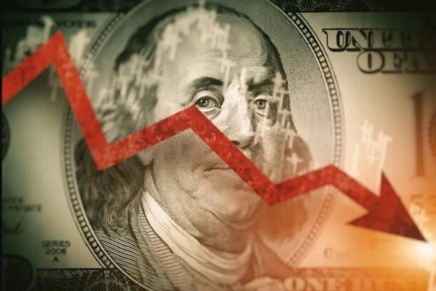 Dollar yenidən ucuzlaşacaq? – AÇIQLAMA