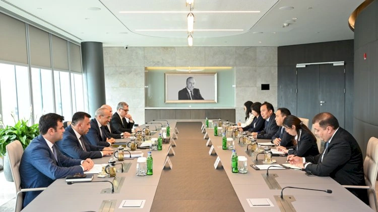 Mikayıl Cabbarov Çin nəhənginin rəhbəri ilə bir araya gəldi