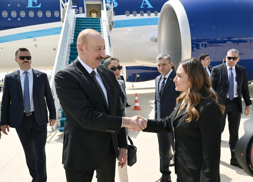 Prezident İlham Əliyev Türkiyəyə işgüzar səfərə gəlib - FOTO