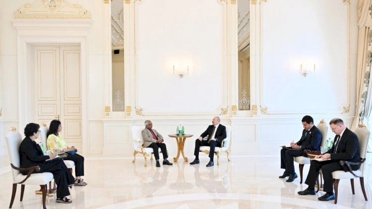 Prezident İlham Əliyev Mavriki Prezidenti ilə görüşdü