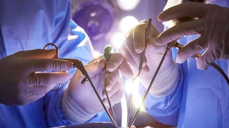 Bakıda məşhur hospitalda əməliyyatdan sonra ölüm