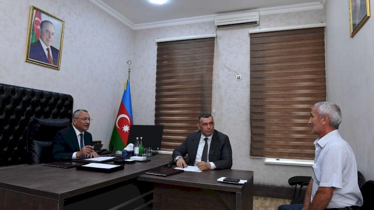Rövşən Rzayev görüş keçirdi