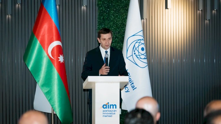 30-a yaxın şirkət bir araya gəldi