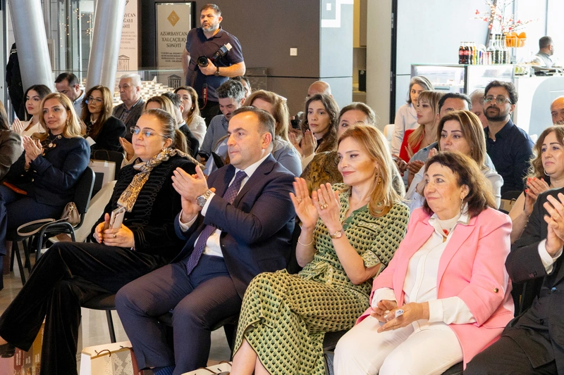 BP və TLM Azərbaycanda xalça sənətinə dair 3 kitabın təqdimatını etdi - FOTOLAR