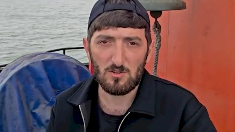 Azov dənizində dron hücumu: Sağ qalan azərbaycanlı dənizçi   dəhşətli anları təsvir etdi - VİDEO