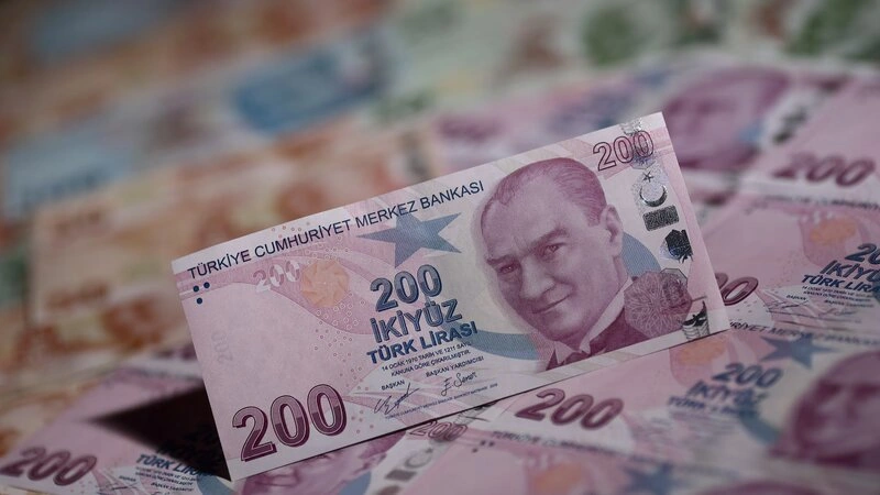 Bu valyutalar ucuzlaşdı