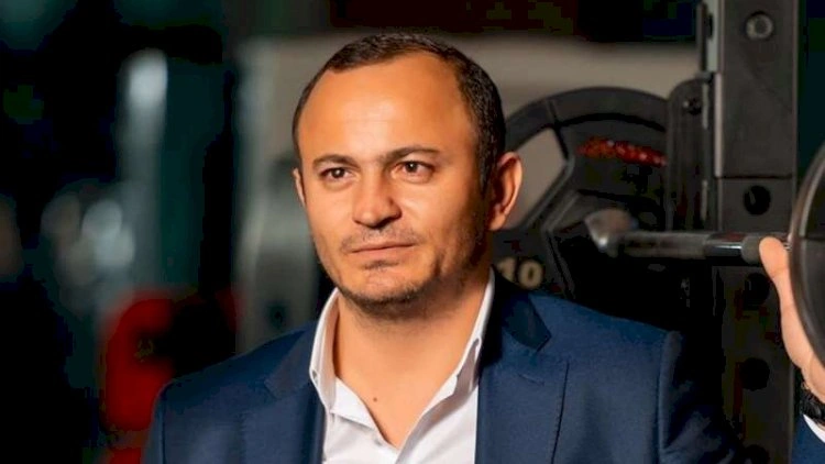 Tanınmış müğənniyə ağır itki üz verdi