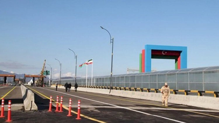 İranın qurudan blokadası: sərhədləri bağlamaq və... -   Rəsmi Bakının möveyi necə olacaq?