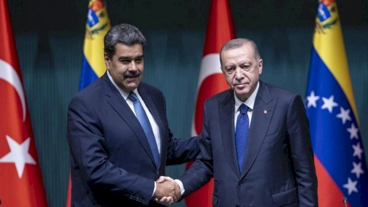 Ərdoğan Maduro ilə telefonla danışdı