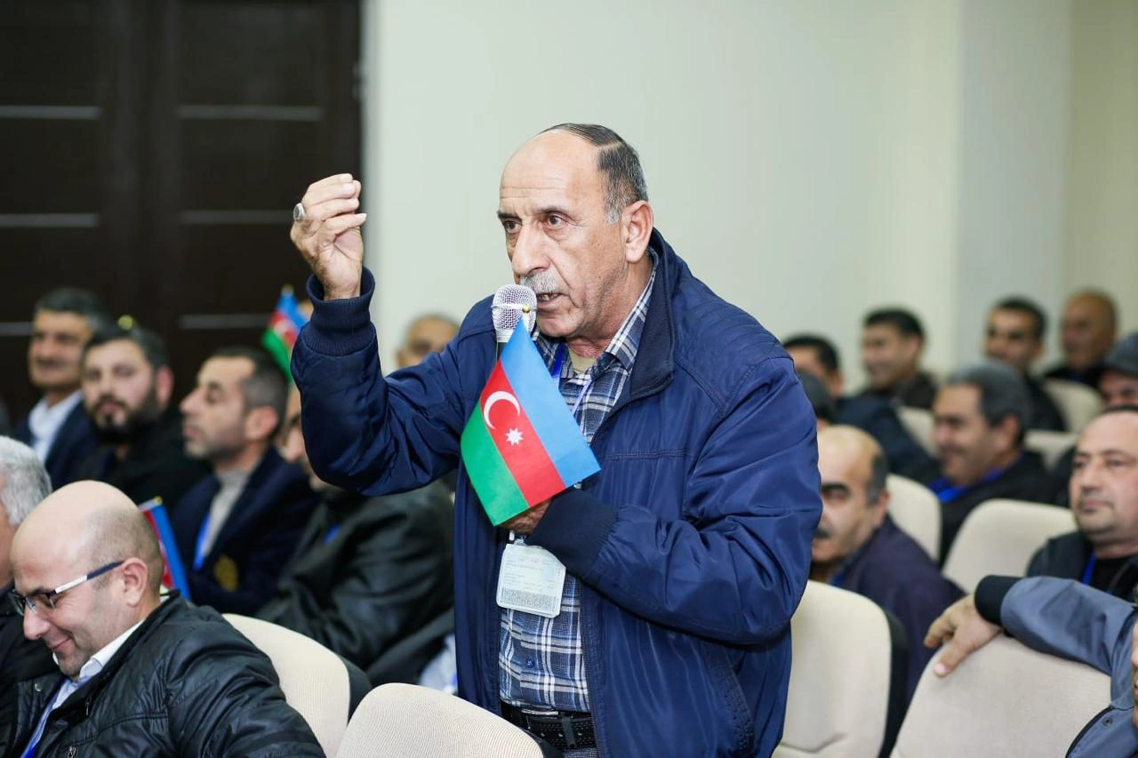 Vəhdət Partiyası regionlarda dayaqlarını bərkidir