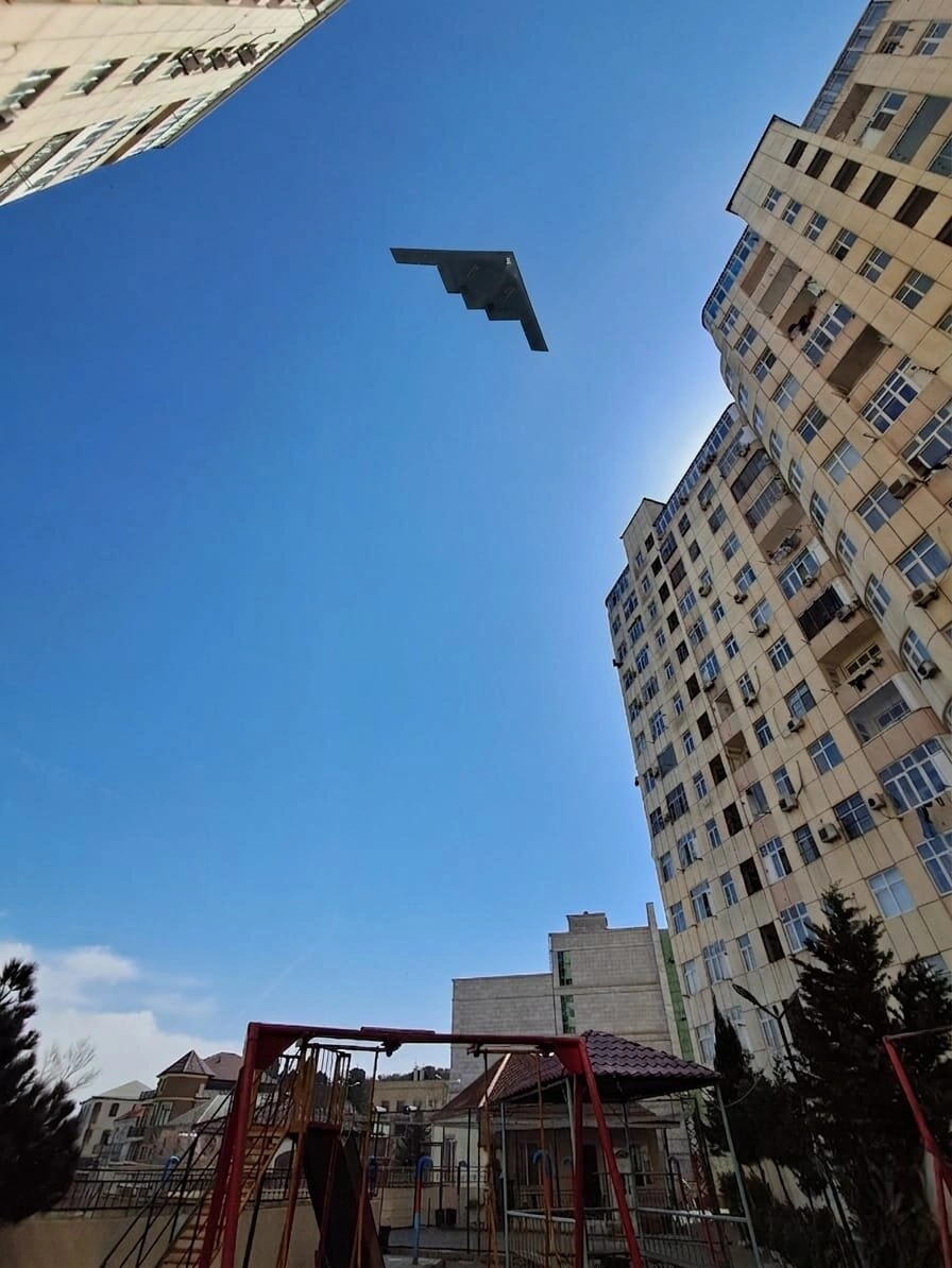 Bakı səmasında yenə dron GÖRÜNDÜ - FOTO