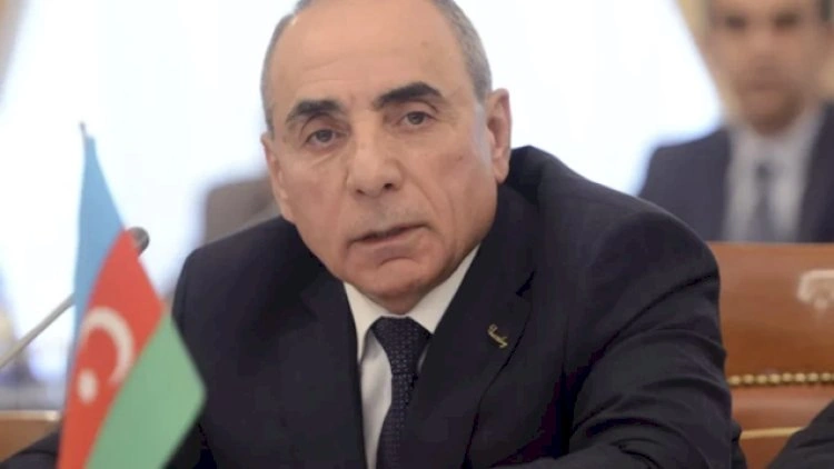 Yaqub Eyyubov Moskvaya getdi