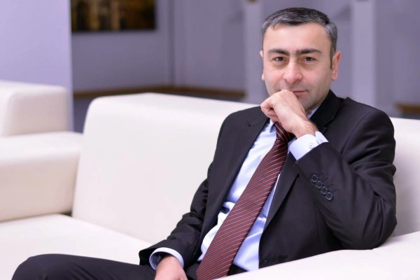 Pəhləvi katalozator rolunu oynayır - O xalqı birləşdirə biləcəkmi?