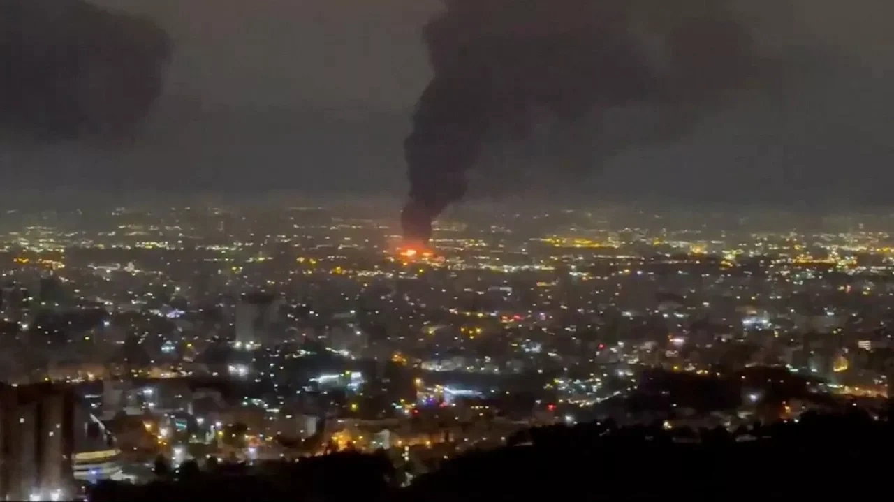 İsrail Xamenenin təyyarəsini də məhv etdi
