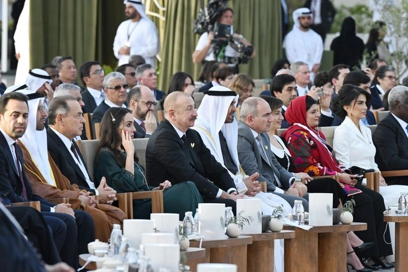 İlham Əliyevə Zayed İnsan Qardaşlığı Mükafatı təqdim olundu