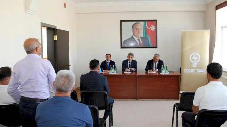 “Azərişıq” ASC-nin təşkilatçılığı ilə Şərurda fermer və sahibkarlarla görüş keçirilib