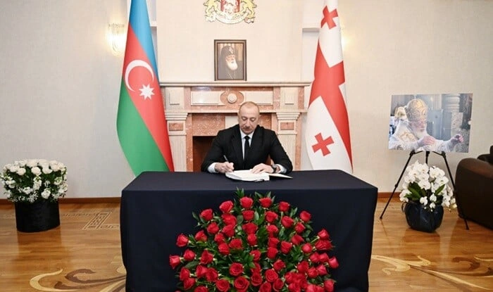 İlham Əliyev Gürcüstan səfirliyində: başsağlığı verdi
