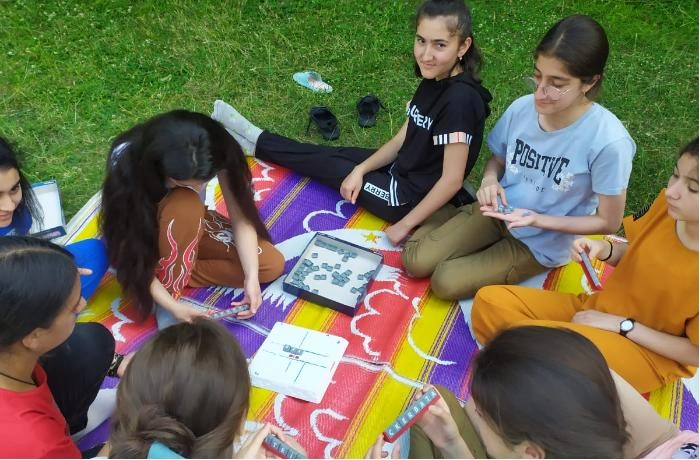 Uşağınız tətildə darıxır? – Onu sakitləşdirməyin 5 qızıl yolu