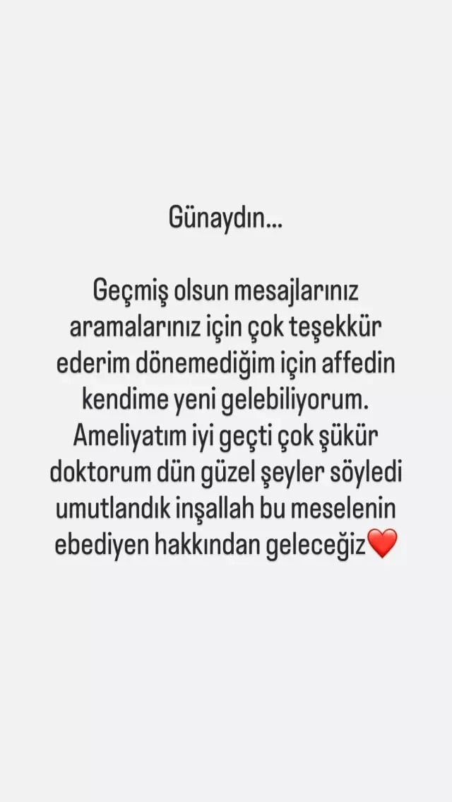 Məşhur müğənni 13-cü dəfə əməliyyat olundu - FOTO