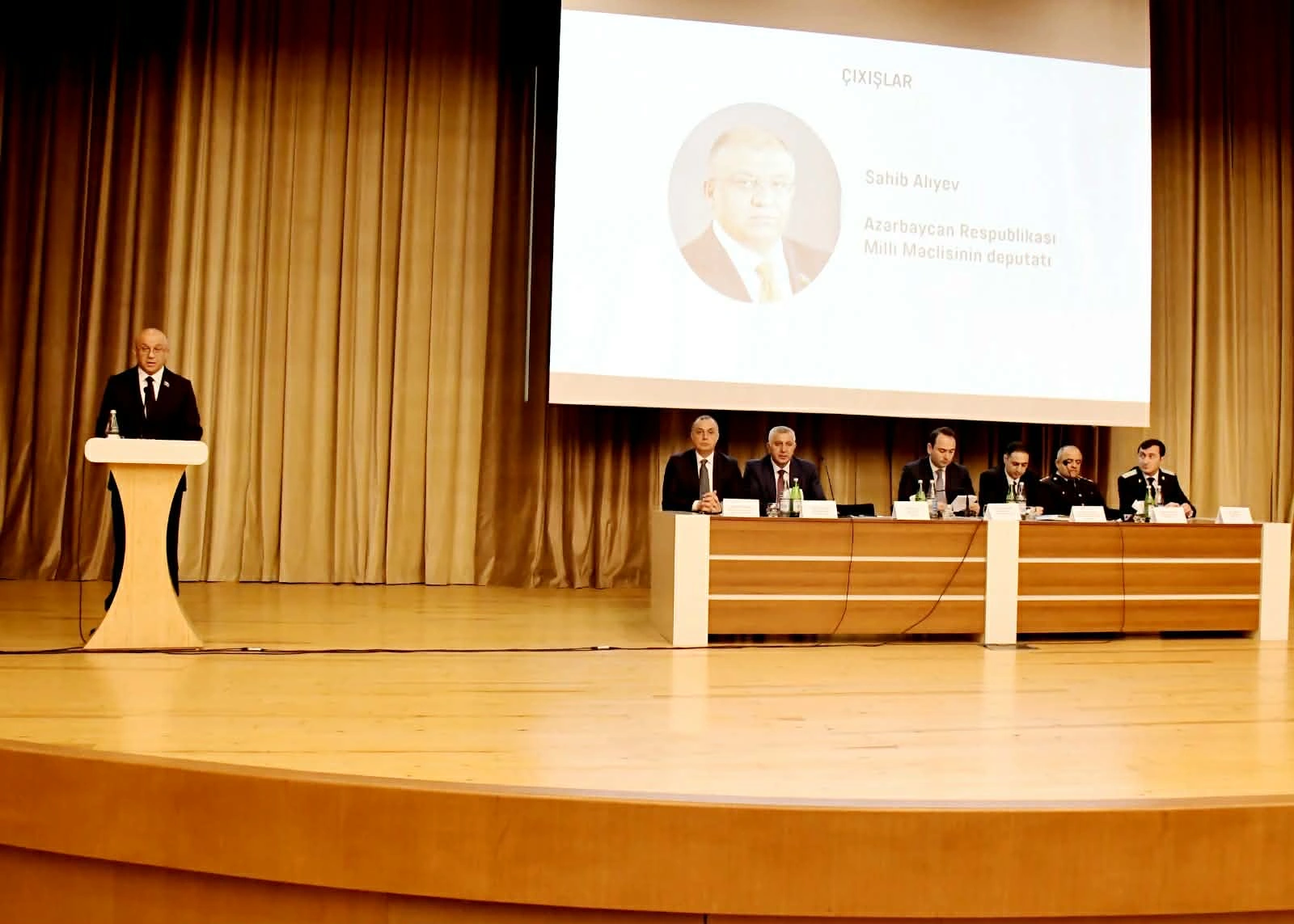 Ağdaşda 2025-ci ilin sosial-iqtisadi inkişafının yekunlarına həsr olunmuş hesabat yığıncağı keçirilib
