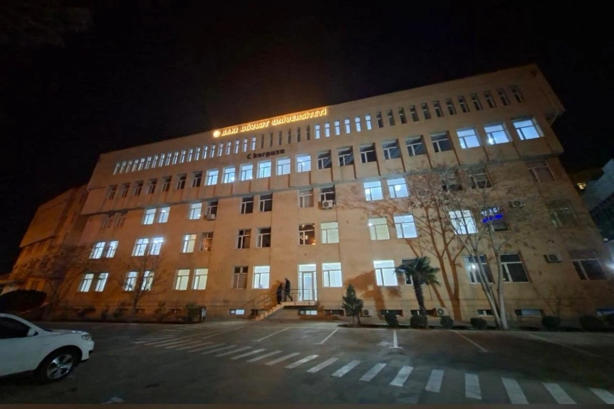 Bağlanan özəl universitetin binası BDU-ya verildi