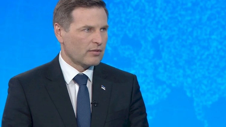 Estoniyanın müdafiə naziri istefa verdi