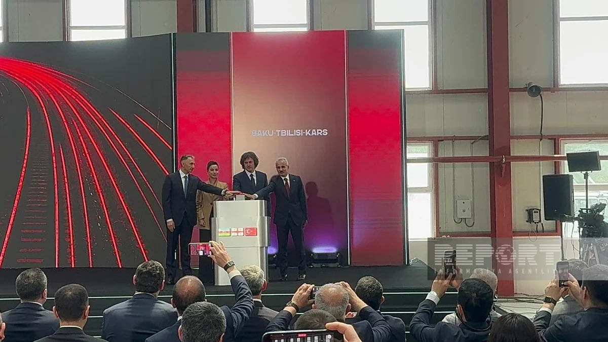 BTQ dəmir yolunun rəsmi açılışı oldu - FOTOLAR