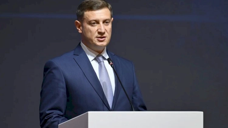 Anar İsrafilov vəzifədən getdi