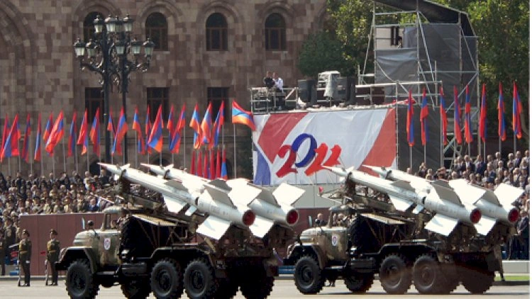 Nazirlik paraddan əvvəl çəkilişi qadağan etdi
