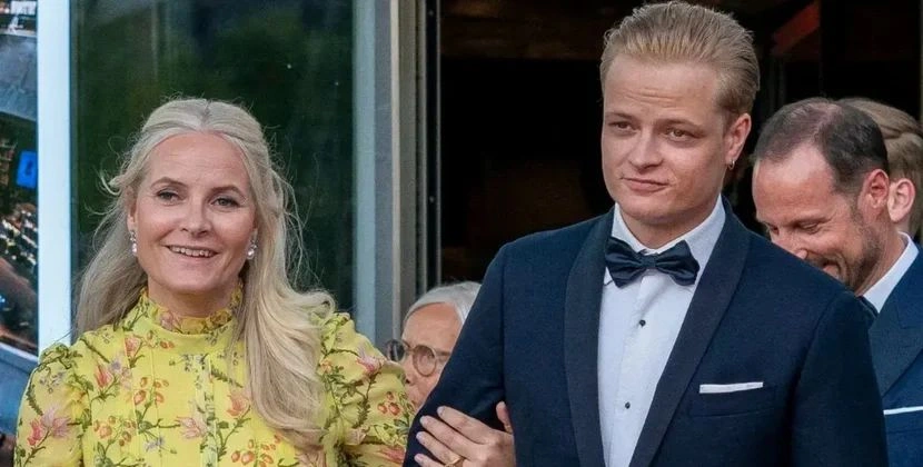 Epşteyn kölgəsi: Norveç vəliəhdinin oğlu həbs edildi, etibar sarsıldı