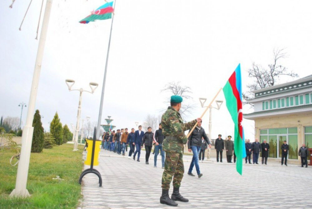 Azərbaycanda hərbi xidmət müddəti AZALDILACAQ - Ekspert