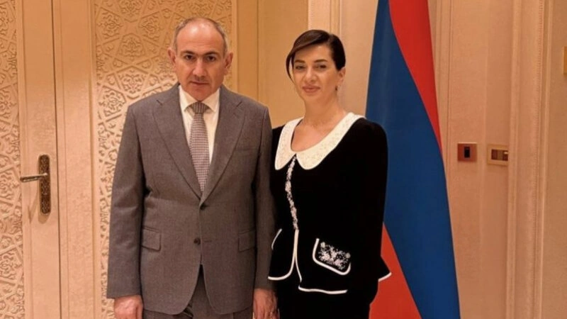 Paşinyan keçmiş sevgilisi ilə barışdı - FOTO