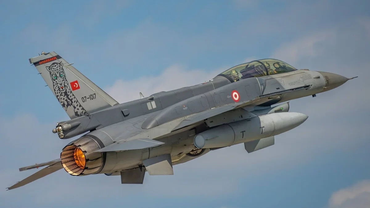 Türkiyə Kiprə F-16lar yerləşdirdi