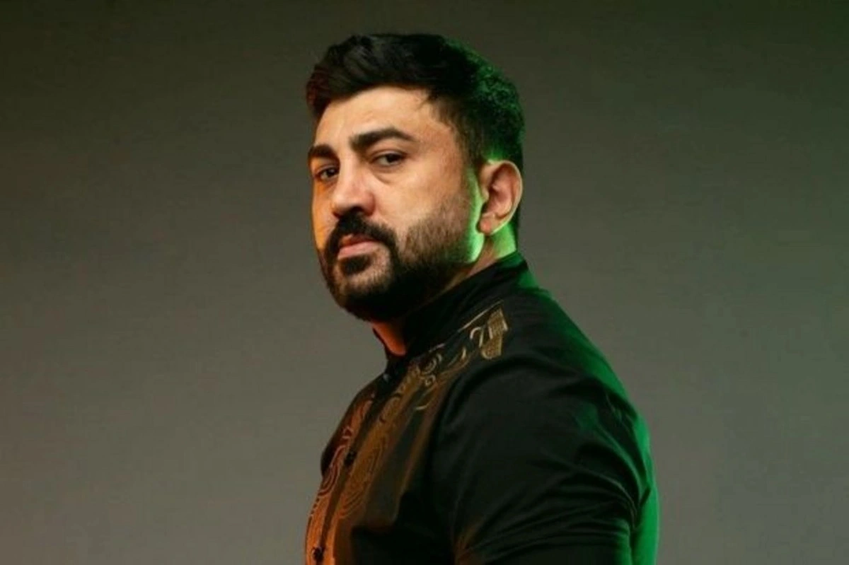 Məni küftə-bozbaş verdiyiniz toylara dəvət etməyin -Vüqar