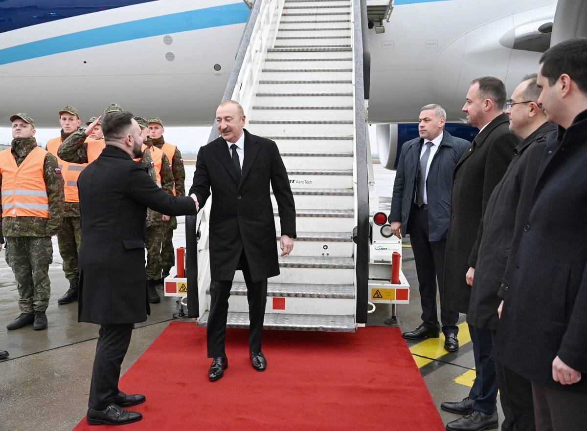 İlham Əliyev Slovakiyada rəsmi səfərdədir - FOTO