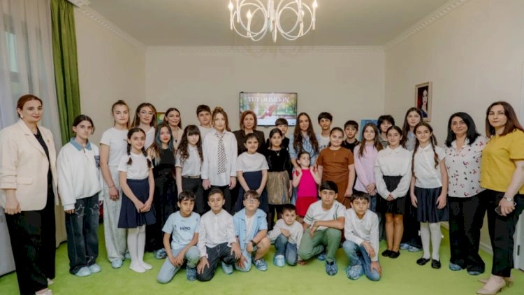 Leyla Əliyeva və Alona Əliyeva Sosial Reabilitasiya Mərkəzini ziyarət ediblər