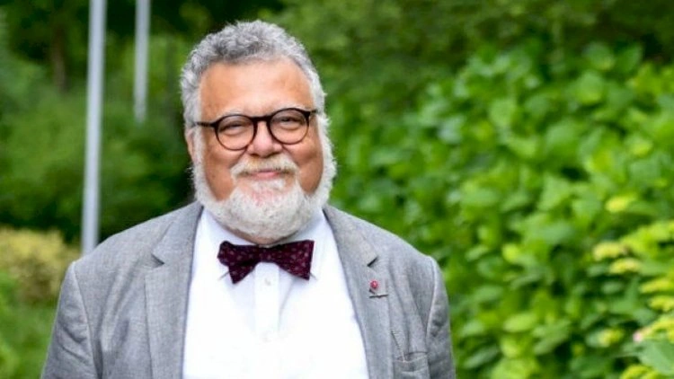 Yunanlar Celal Şəngörü “oğurladı” -   FOTO