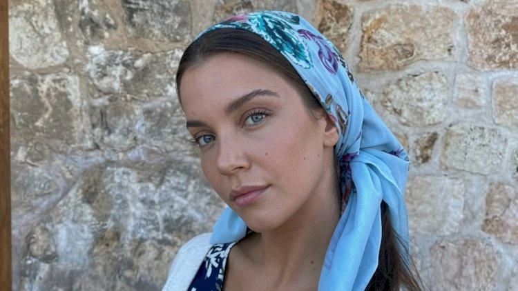 “Uzak Şehir”in Pakizəsindən bikinili paylaşım –   FOTOLAR