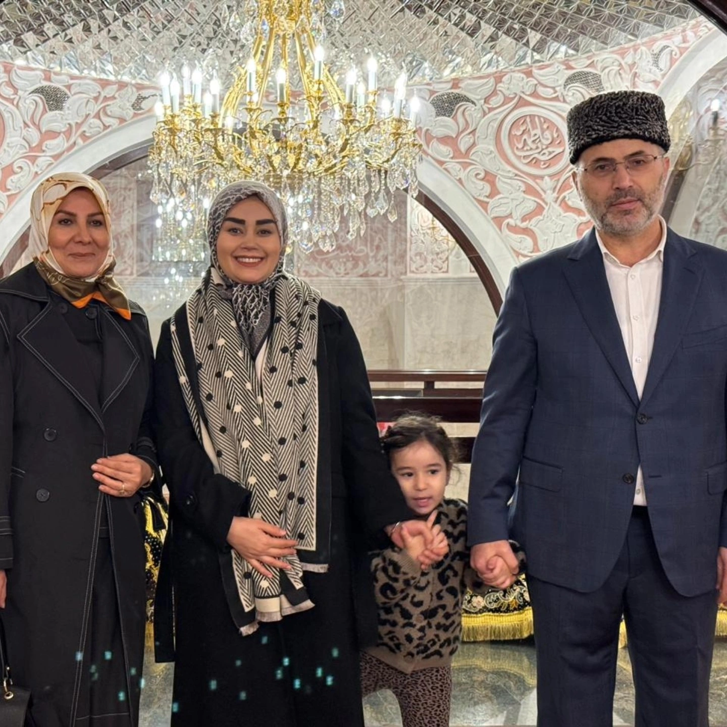 Nazirin xanımı Bibiheybət məscidini ziyarət etdi - Fotolar