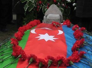 Azərbaycan nefti bahalaşdı