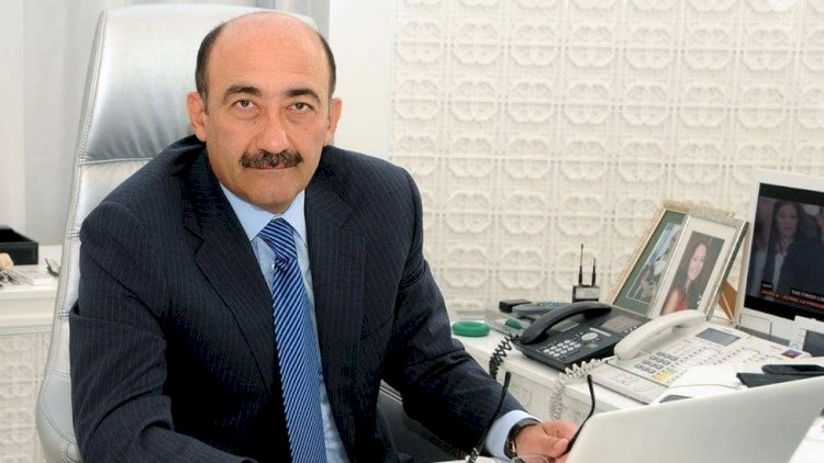 Sabiq nazirin əsl soyadı üzə çıxdı - FOTO