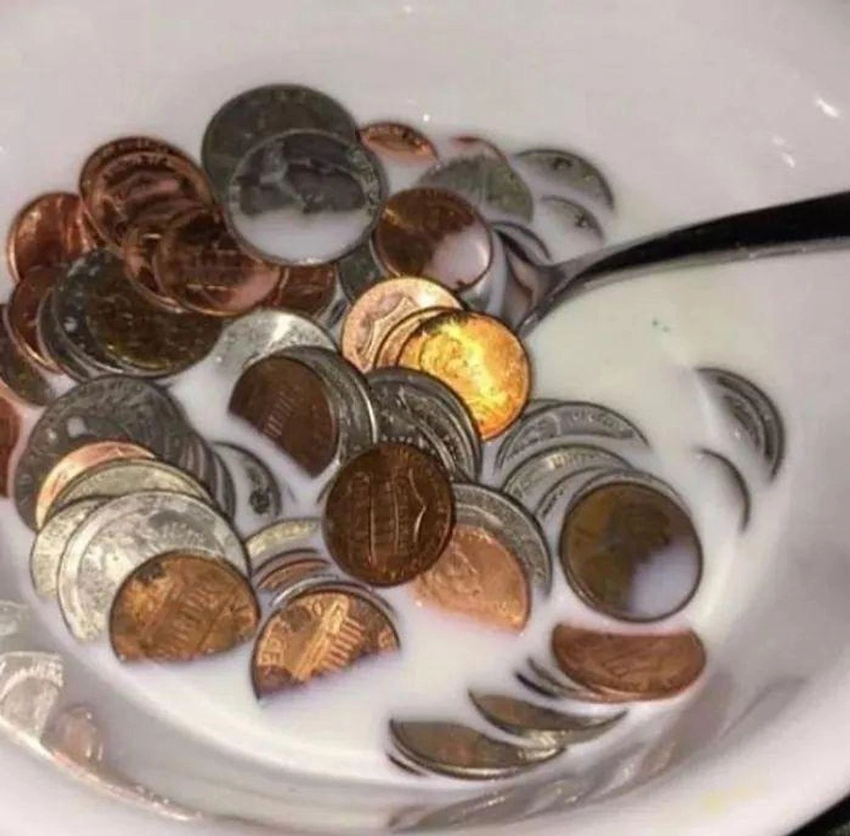 Bu dəmir pulları gətirənlərə 121 milyon dollar veriləcək