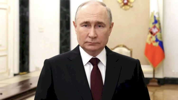 Putin yaşamaq üçün 26 milyard dollardan vaz keçdi -   Qızı ilə birlikdə…