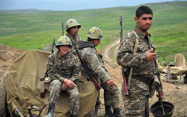 Ermənistanda hərbi qulluqçunun meyiti tapılıb